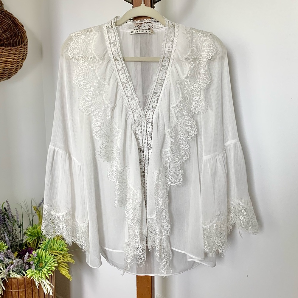 Alice + Olivia Jaden Lace Trimmed Bell Sleeve Sheer Gauze White Tunic Top Blouse - Picture 5 of 16